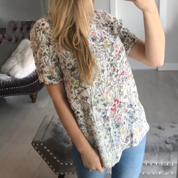 H&M Floral Top - Picture 6 of 7